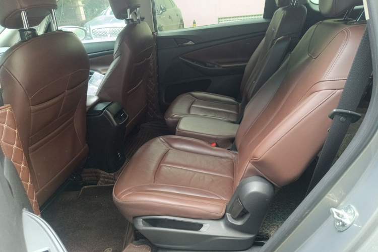 Used Buick GL6 2018 18T 6-Seater Prestige Model Left Rear Seat