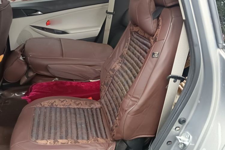 Used Buick GL6 2018 18T 6-Seater Elite Model Left Rear Seat