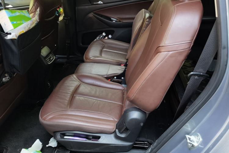 Used Buick GL6 2018 18T 6-Seater Luxury Model Left Rear Seat