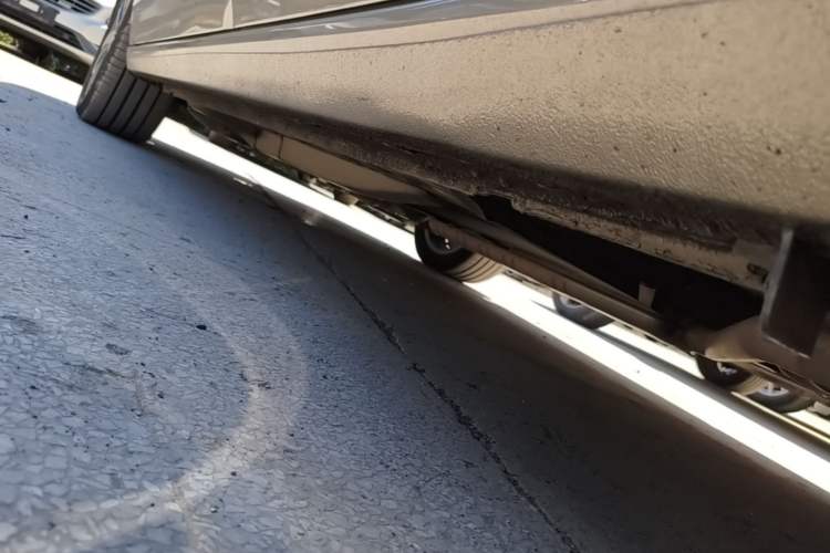 Used Buick GL6 2018 18T 6-Seater Prestige Model Left Side Sill