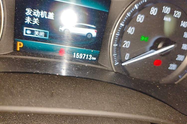 Used Buick GL6 2018 18T 5-Seater Elite Version Odometer Close Up