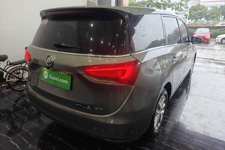 Used Buick GL6 2018 18T 6-Seater Luxury Model Rear Right 45 Deg