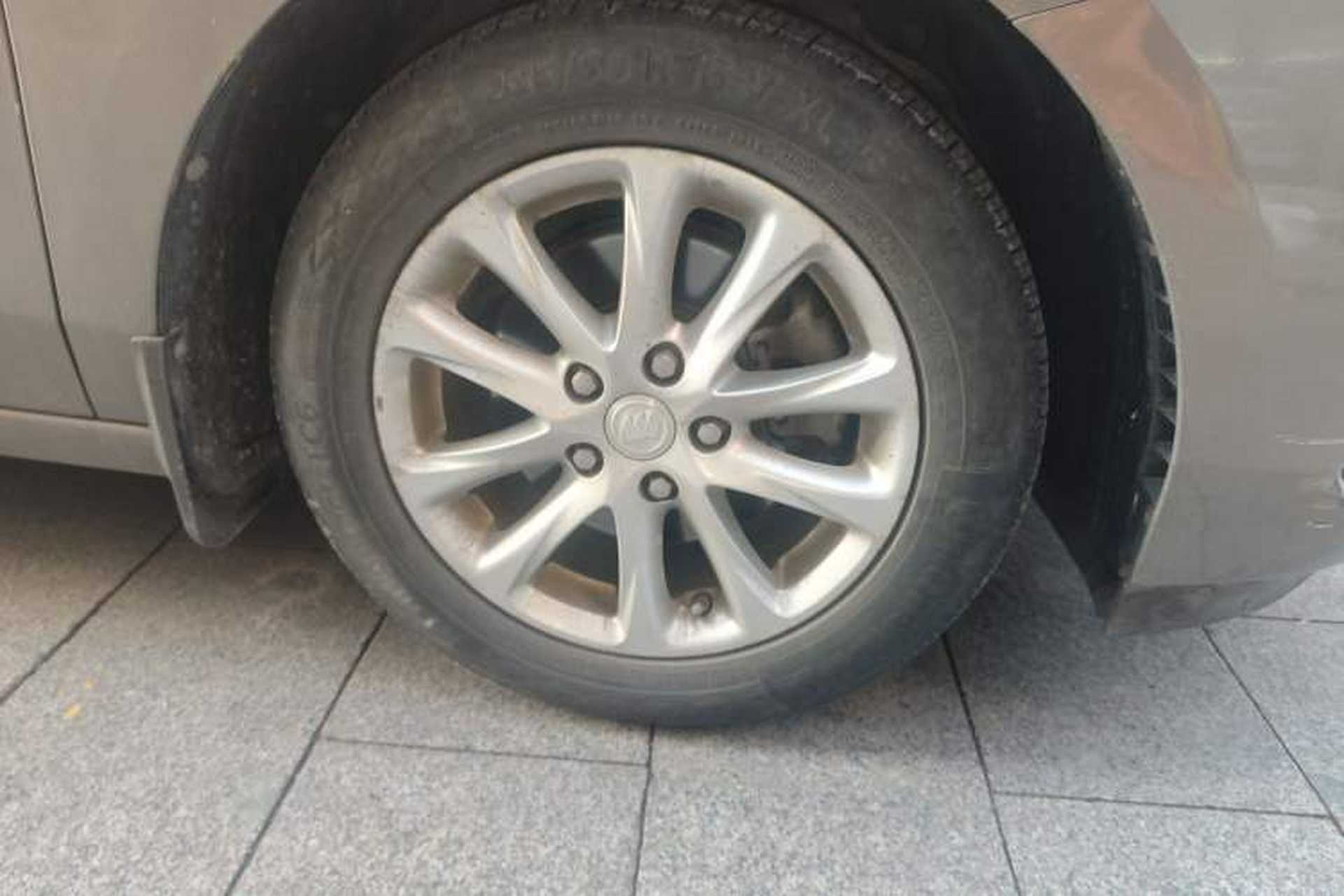 Used Buick GL6 2018 18T 6-Seater Luxury Model Right Front Wheel Hub