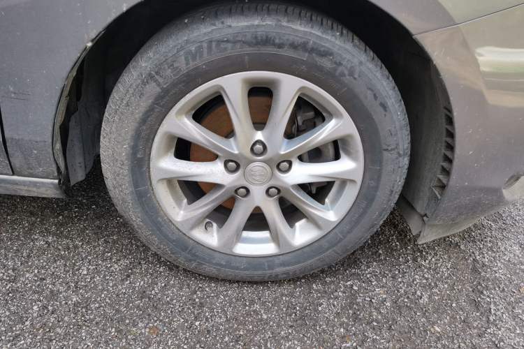 Used Buick GL6 2018 18T 6-Seater Luxury Model Right Front Wheel Hub