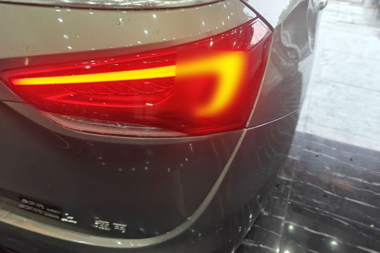 Used Buick GL6 2018 18T 6-Seater Luxury Model Right Rear Taillight
