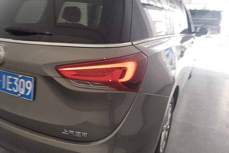 Used Buick GL6 2018 18T 6-Seater Luxury Model Right Rear Taillight