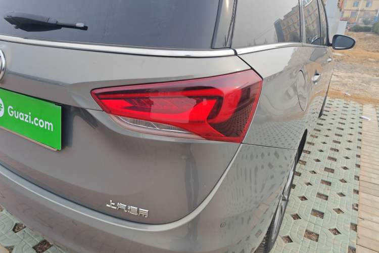 Used Buick GL6 2018 18T 6-Seater Prestige Model Right Rear Taillight