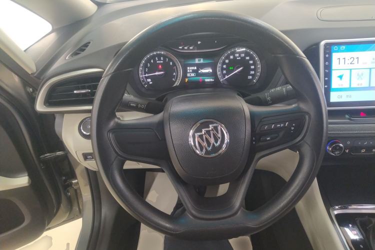 Used Buick GL6 2018 18T 6-Seater Elite Model Steering Wheel
