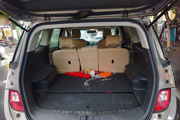 Used Buick GL6 2018 18T 5-Seater Elite Version Trunk