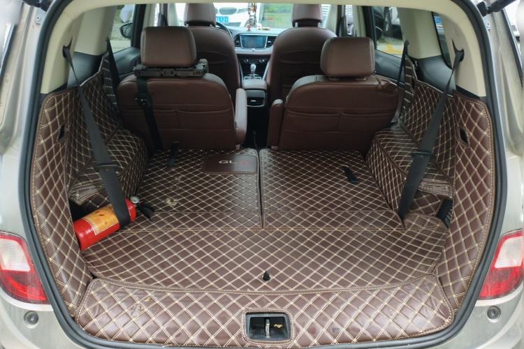 Used Buick GL6 2018 18T 6-Seater Prestige Model Trunk