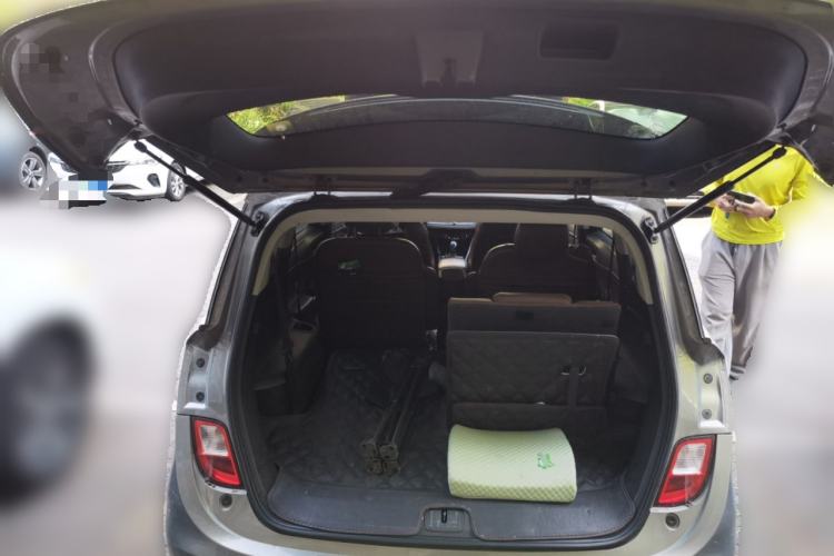 Used Buick GL6 2018 18T 6-Seater Luxury Model Trunk