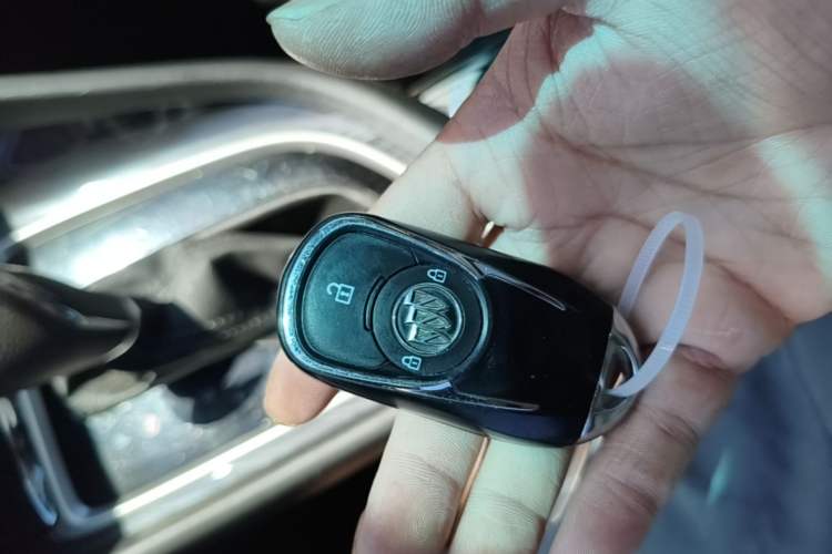 Used Buick GL6 2018 18T 6-Seater Prestige Model Vehicle Key