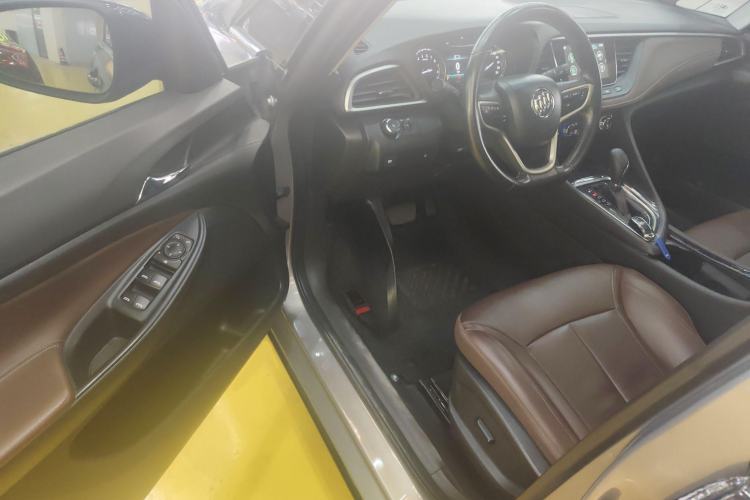 Used Buick GL6 2019 18T 6-Seater Connected Luxury Version China VI Standard Interior 3