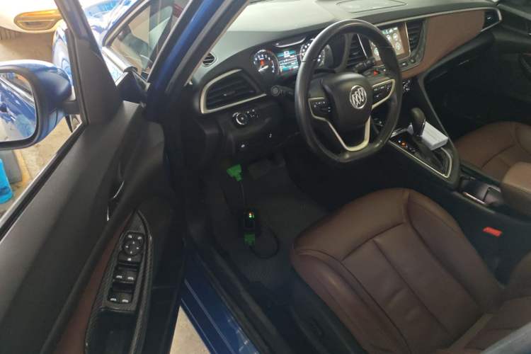 Used Buick GL6 2019 18T 6-Seater Connected Luxury Version China V Standard Interior 3