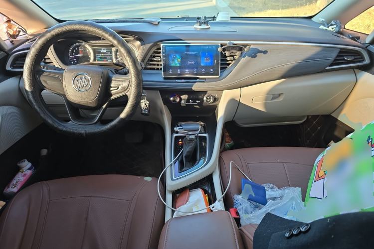 Used Buick GL6 2019 18T 6-Seater Elite Version China V Standard Center Console