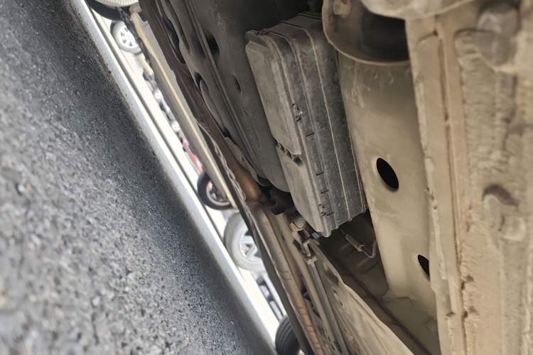 Used Buick GL6 2019 18T 6-Seater Connected Luxury Version China VI Standard Chassis Rear Right