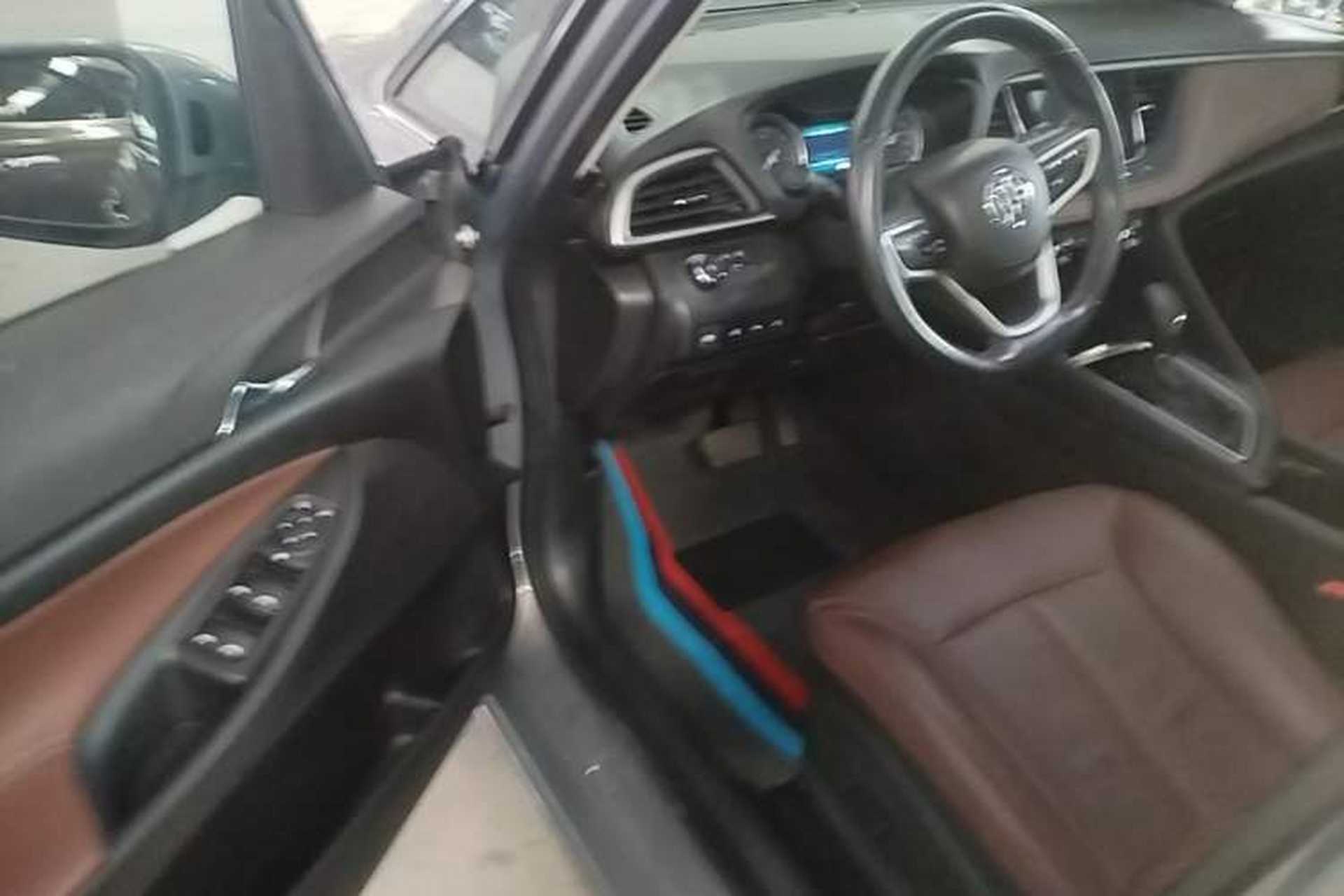 Used Buick GL6 2019 18T 6-Seater Connected Luxury Version China VI Standard Driver Seat