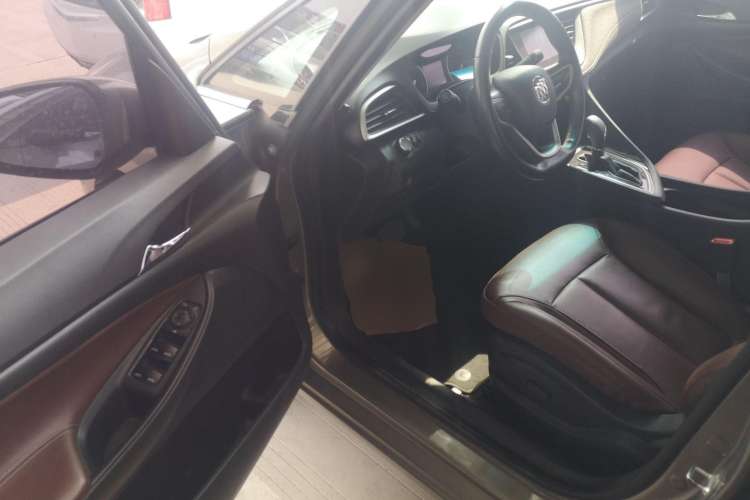 Used Buick GL6 2019 18T 6-Seater Connected Luxury Version China VI Standard Driver Seat