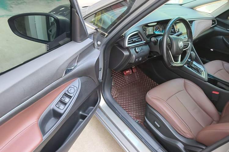 Used Buick GL6 2019 18T 6-Seater Connected Luxury Version China VI Standard Driver Seat