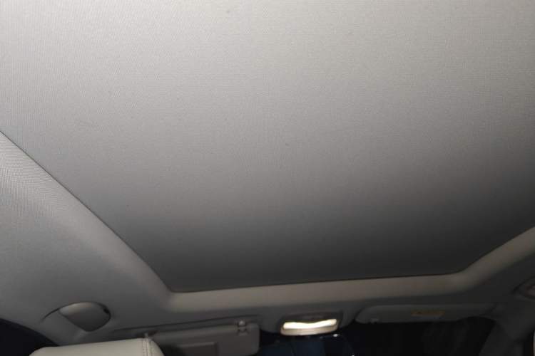 Used Buick GL6 2019 18T 6-Seater Elite Version China VI Standard Headliner