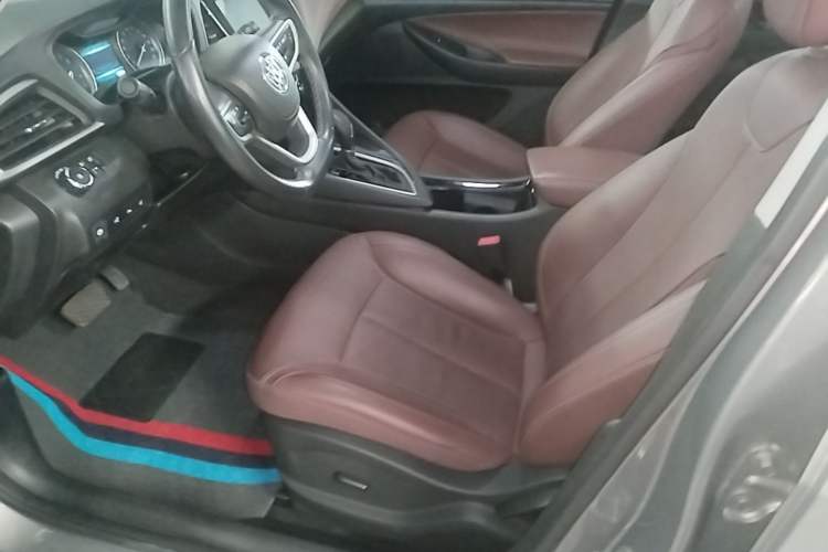 Used Buick GL6 2019 18T 6-Seater Connected Luxury Version China VI Standard Left Front Seat