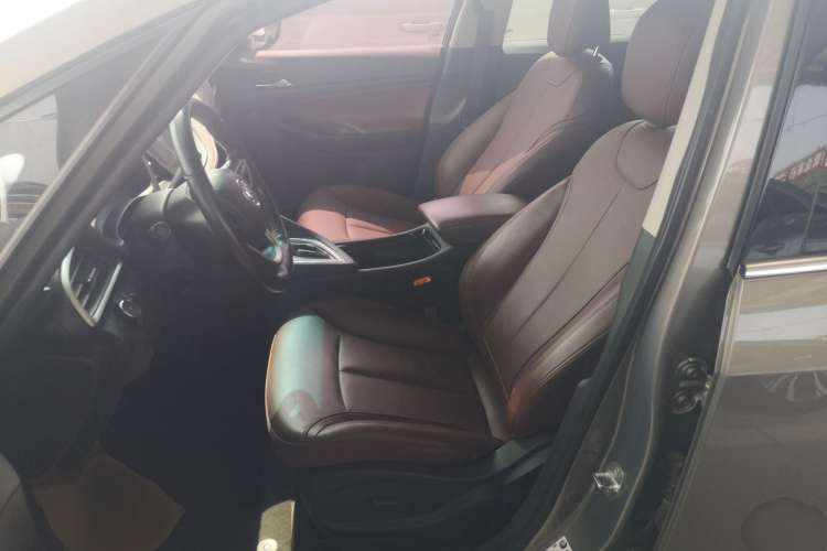 Used Buick GL6 2019 18T 6-Seater Connected Luxury Version China VI Standard Left Front Seat