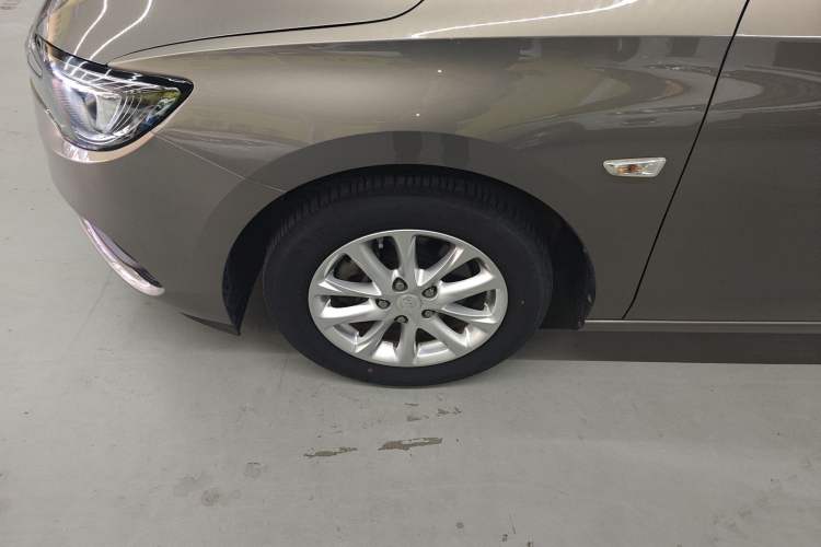 Used Buick GL6 2019 18T 6-Seater Elite Version China VI Standard Left Front Wheel Hub