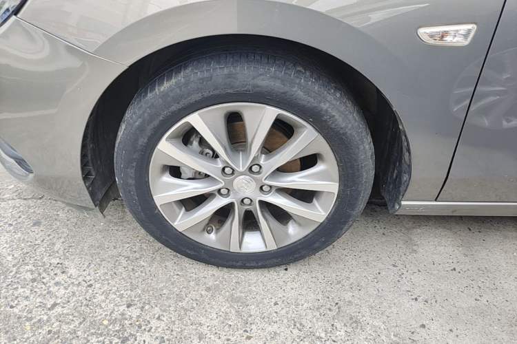 Used Buick GL6 2019 18T 6-Seater Connected Luxury Version China VI Standard Left Front Wheel Hub