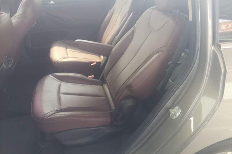 Used Buick GL6 2019 18T 6-Seater Connected Luxury Version China VI Standard Left Rear Seat