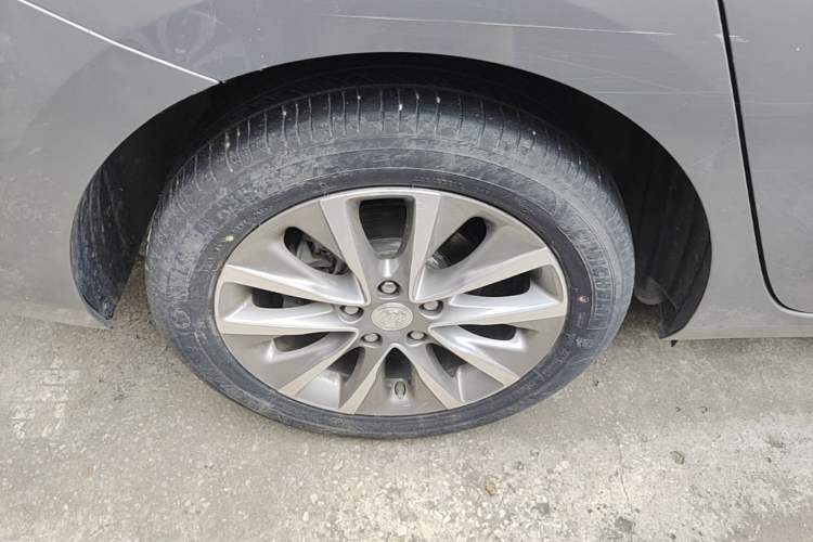 Used Buick GL6 2019 18T 6-Seater Connected Luxury Version China VI Standard Right Rear Wheel Hub