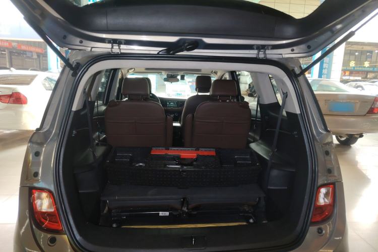 Used Buick GL6 2019 18T 6-Seater Connected Luxury Version China VI Standard Trunk