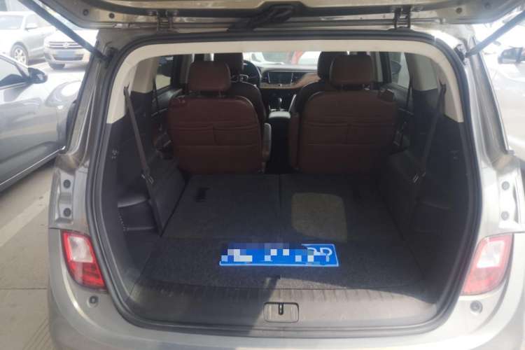 Used Buick GL6 2019 18T 6-Seater Connected Luxury Version China VI Standard Trunk