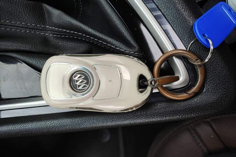 Used Buick GL6 2019 18T 6-Seater Connected Luxury Version China VI Standard Vehicle Key