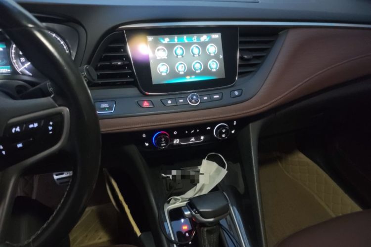 Used Buick GL6 2019 18T 6-Seater Connected Luxury Version China VI Standard Audio And AC Panel