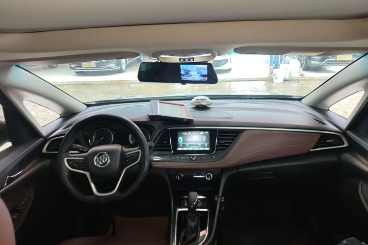 Used Buick GL6 2019 18T 6-Seater Connected Luxury Version China VI Standard Center Console