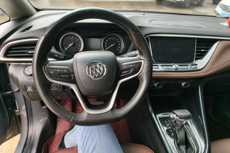 Used Buick GL6 2019 18T 6-Seater Connected Luxury Version China V Standard Center Console
