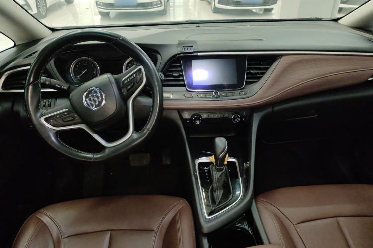 Used Buick GL6 2019 18T 6-Seater Connected Luxury Version China VI Standard Center Console