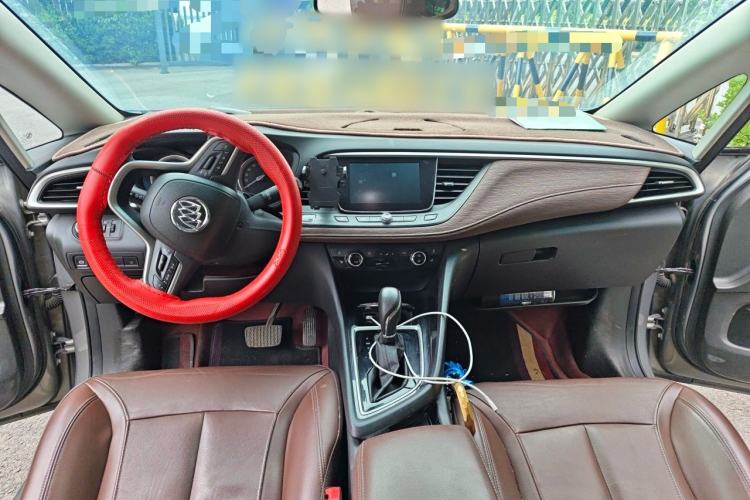 Used Buick GL6 2019 18T 6-Seater Connected Luxury Version China VI Standard Center Console