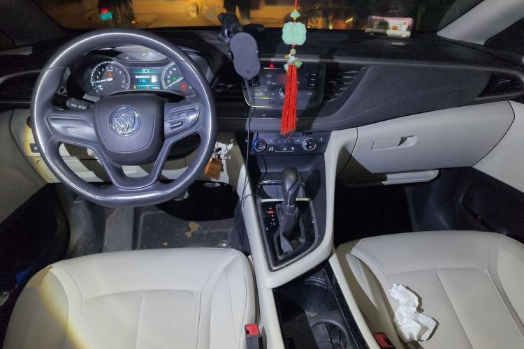Used Buick GL6 2019 18T 6-Seater Elite Version China VI Standard Center Console