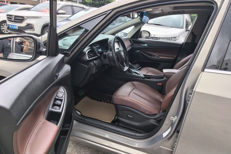 Used Buick GL6 2019 18T 6-Seater Connected Luxury Version China VI Standard Driver Seat