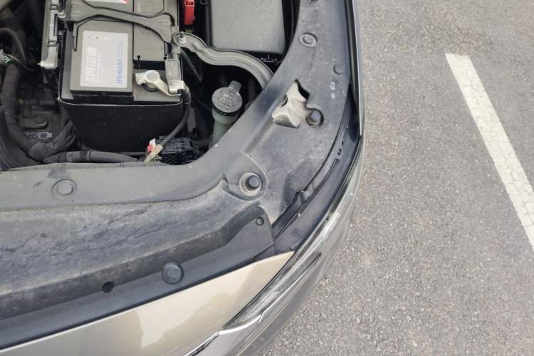 Used Buick GL6 2019 18T 6-Seater Connected Luxury Version China V Standard Engine Bay Left