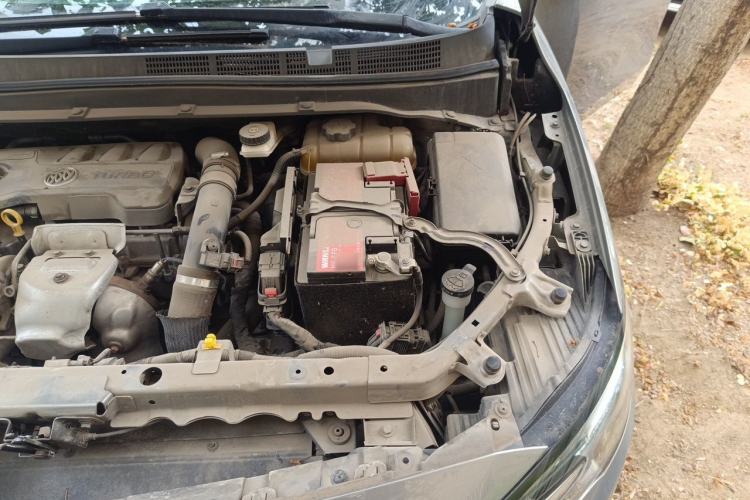 Used Buick GL6 2019 18T 6-Seater Elite Version China V Standard Engine Bay Left