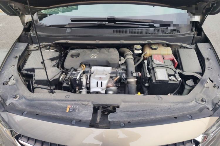 Used Buick GL6 2019 18T 6-Seater Connected Luxury Version China V Standard Engine Bay