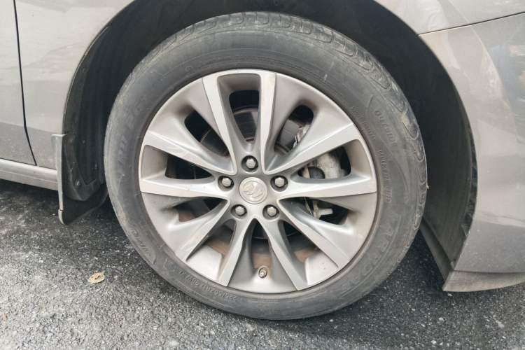 Used Buick GL6 2019 18T 6-Seater Connected Luxury Version China V Standard Exterior 1