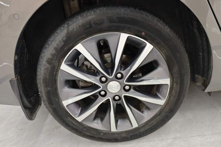 Used Buick GL6 2019 18T 6-Seater Connected Luxury Version China VI Standard Exterior 5
