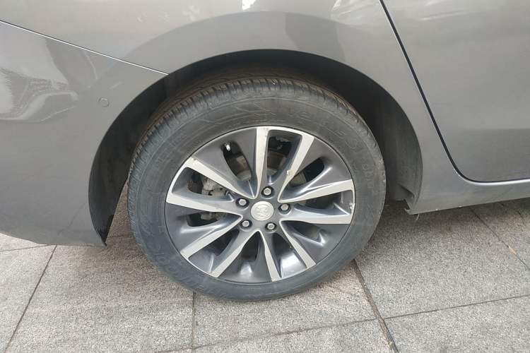 Used Buick GL6 2019 18T 6-Seater Connected Luxury Version China V Standard Exterior 5