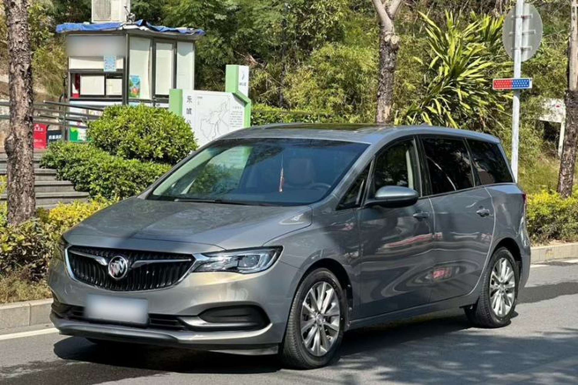 Used Buick GL6 2019 18T 6-Seater Connected Luxury Version China VI Standard Exterior 6