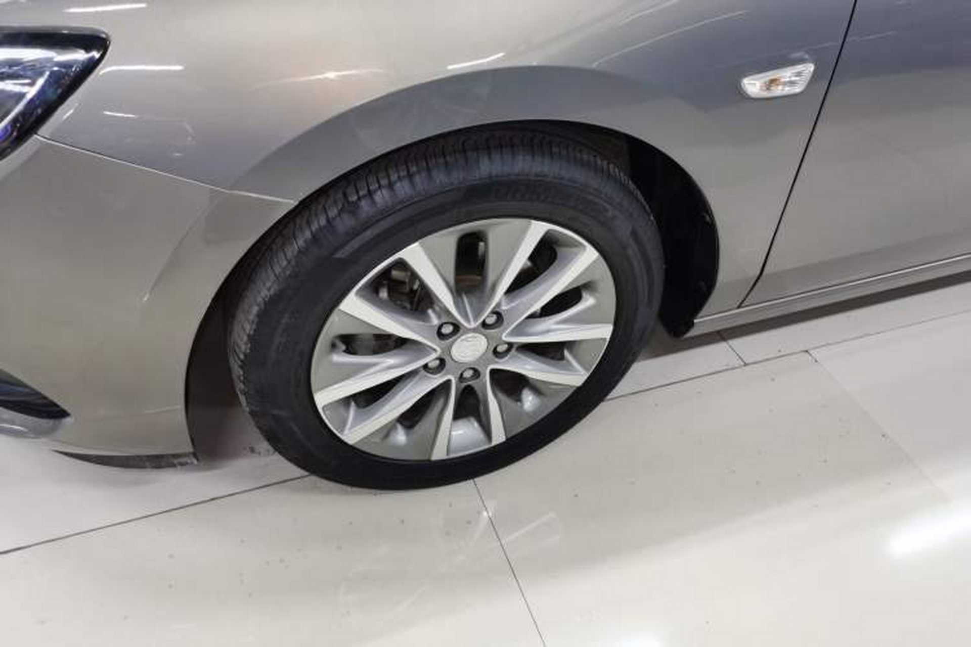 Used Buick GL6 2019 18T 6-Seater Connected Luxury Version China VI Standard Exterior 7