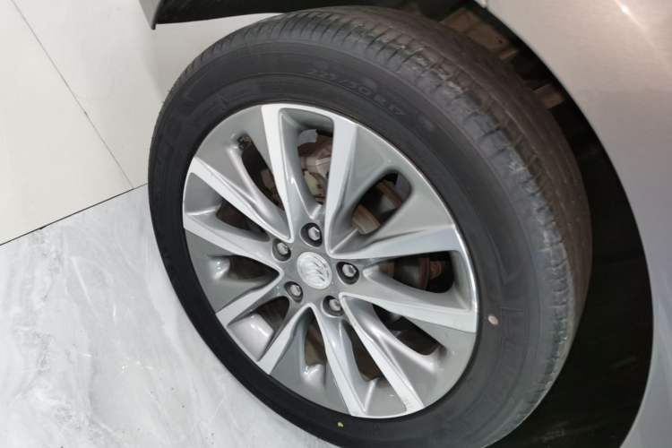 Used Buick GL6 2019 18T 6-Seater Connected Luxury Version China VI Standard Exterior 8