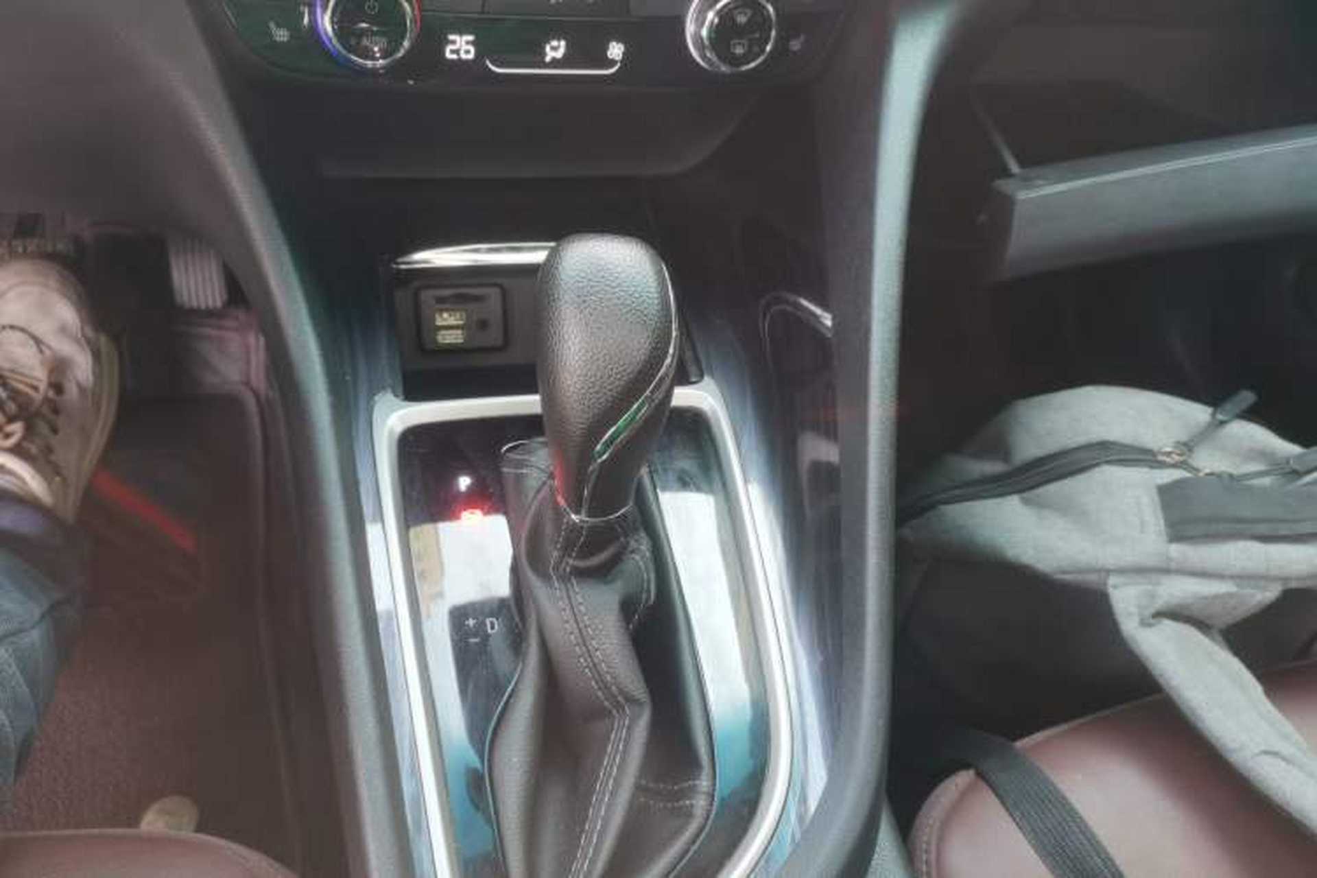 Used Buick GL6 2019 18T 6-Seater Connected Luxury Version China VI Standard Gear Lever